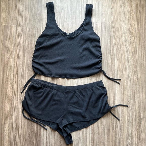 Lane Bryant Ribbed Ruched Short and Cropped Tank Top Set Black - Picture 4 of 12